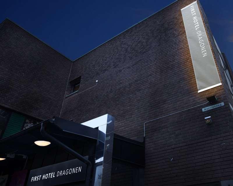 First Hotel Dragonen Umeå Exterior foto